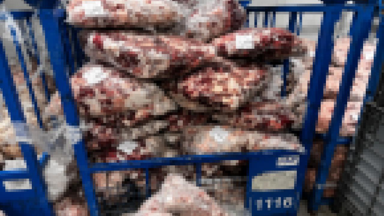 Tam 4 ton 652 kilo hepsi bozulmak uzereyken ele gecirildi 5Z2dFOF2.jpg