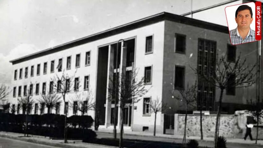 Tarihi ankara radyoevi binasi aradan yillar gecmesine karsin restore edilemedi cumhuriyet yapilari ortadan kalkiyor FXdQGBWk.jpg