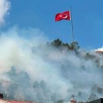Tarihi kutahya kalesinde cikan yangin kontrol altina alindi JRaTrAAH.jpg