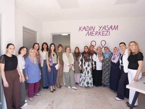 Tbb ve unfpa heyetinden denizli buyuksehire ziyaret 5Zcb5iv3.jpg