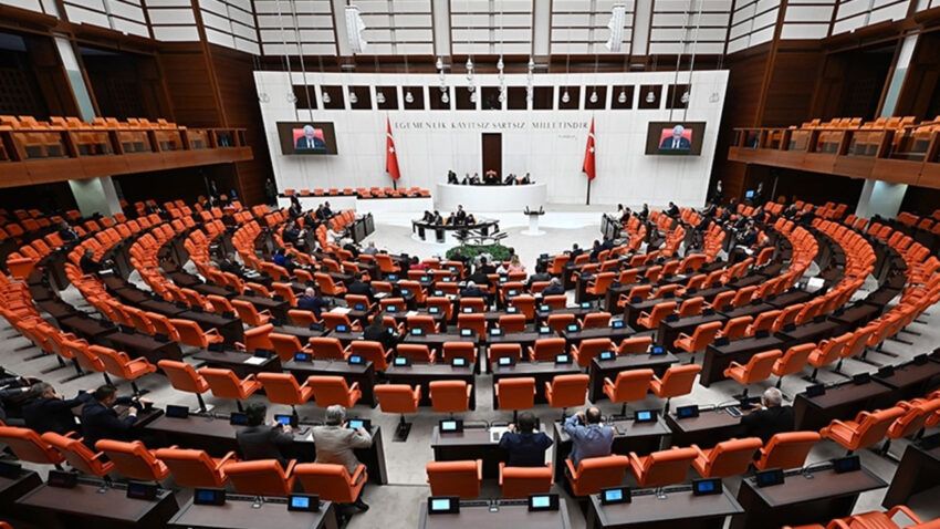 Tbmm disisleri komisyonu 3 kanun teklifini kabul etti PyA5t32T.jpg