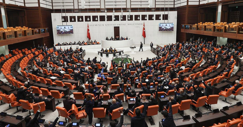 Tbmmde 12 yargi paketi kabul edildi bir cok alanda kapsamli degisiklik EI9Q12wA.webp