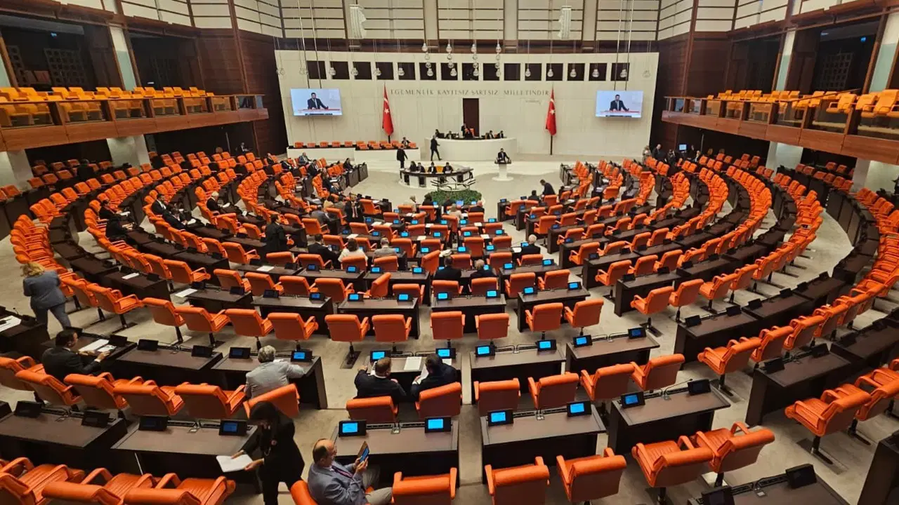 TBMM’de Türkiye – Irak petrol hattı tartışması… Muhalefetin araştırma önerisi AKP ve MHP oylarıyla reddedildi