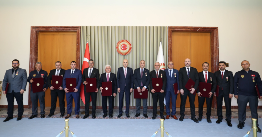 Tbmmden 15 temmuz gazilerine tesekkur berati 6D13DbmF.webp