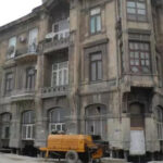 Tek bir tasini sokmediler tam 18 bin tonluk tarihi konagi tasidilar Rn87mSEX.jpg