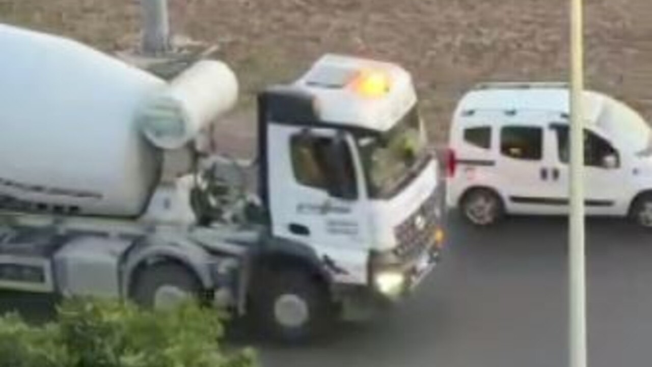 Tekirdağ’da seyir halindeki araçlara taşlı saldırı: O anlar kamerada