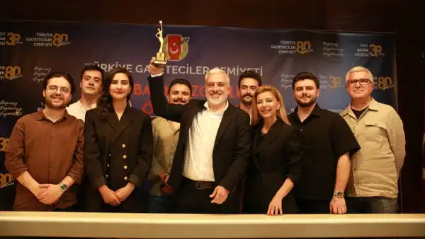 Tgcden cumhuriyet tvye basin ozgurlugu odulu 9hTBNapW.jpg