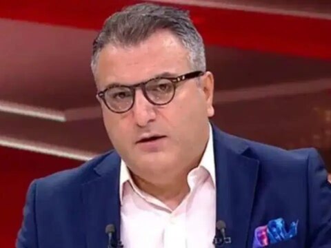 Tgrt ve turkiye gazetesinde cem kucuk depremi ayrildigini aciklama yaparak duyurdu Kn838T5f.jpg
