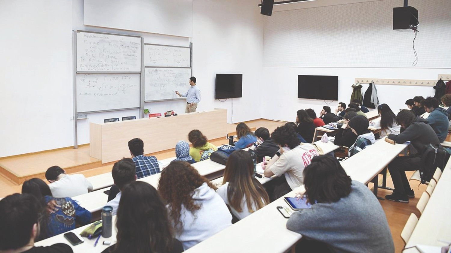 Tıp zirvede, en çok kazandıran pilotaj… TÜİK yükseköğretimde istihdam tablosunu açıkladı