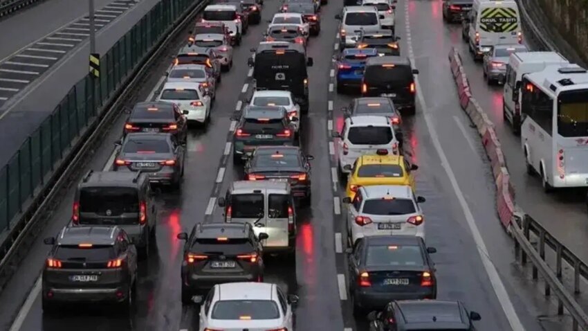 Tobb seik baskani erdem zorunlu trafikle ilgili yeni donemi yorumladi sorumlulugumuz artti NpXdncau.jpg