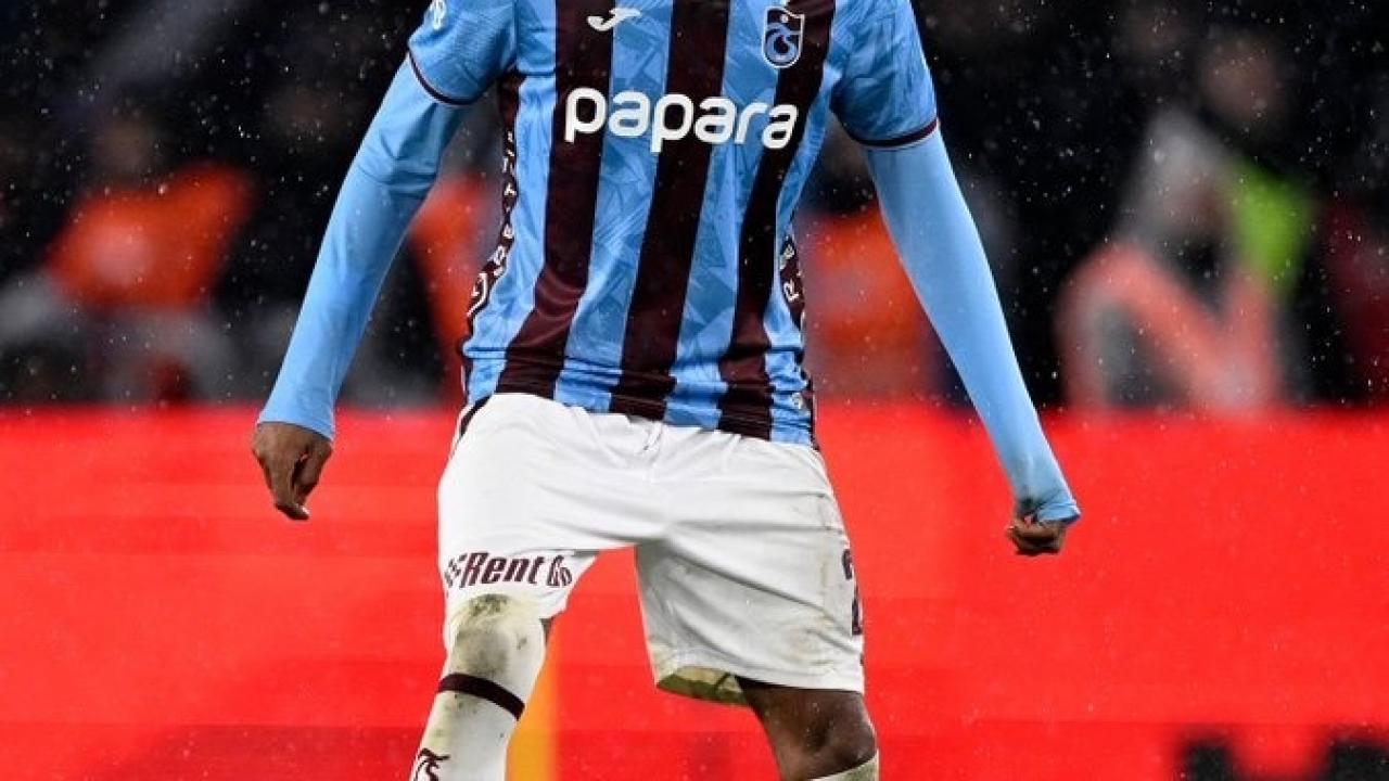 Trabzonspor’dan tarihi satış! Chibuike Nwaiwu, Premier Lig yolcusu
