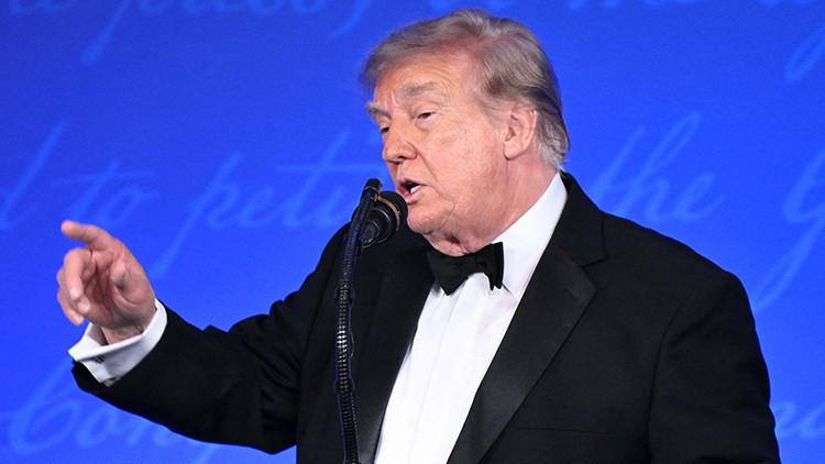 Trump baskanlik secimlerinde bir kez daha aday olacagini acikladi XuM7bhzb.jpg
