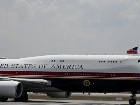 Trumptan yeni air force one aciklamasien ust seviyeye cikarilacak MYG8wlpN.jpg