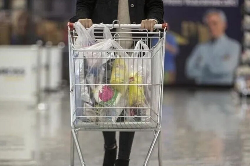 Tuketici guveni 3 yil 2 ay sonra en yuksek seviyede EEsEuQDa.jpg