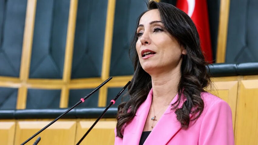Tulay hatimogullarindan kursude iktidara surec tepkisi artik yeter diyerek seslendi yiKQSWHr.jpg