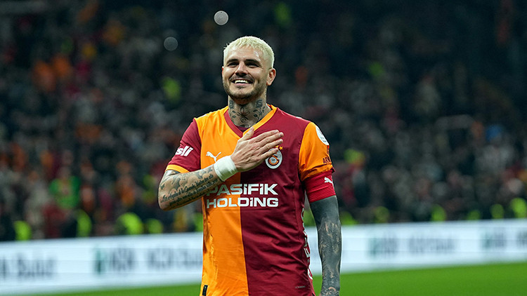 Turk futbolundan mauro icardi gecti pY2YUE2S.jpg
