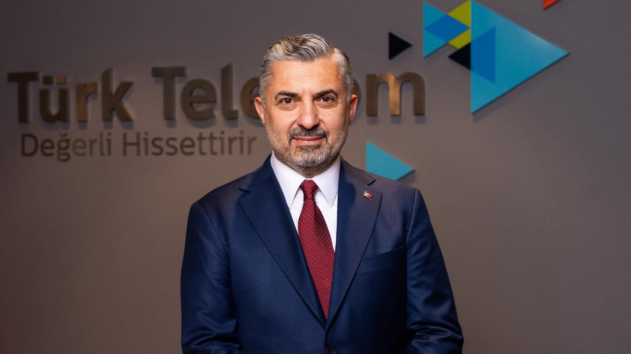 Turk telekomdan kktcye fiber turkiyeye yerli akilli telefon hamlesi VUGRICYZ.jpg