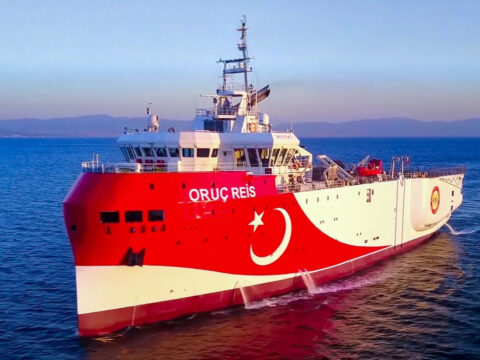 Turkiye ile kktc arasinda denizin 97 metre altindan gececek dogalgaz hatti icin oruc reis FqVlWYyZ.jpg