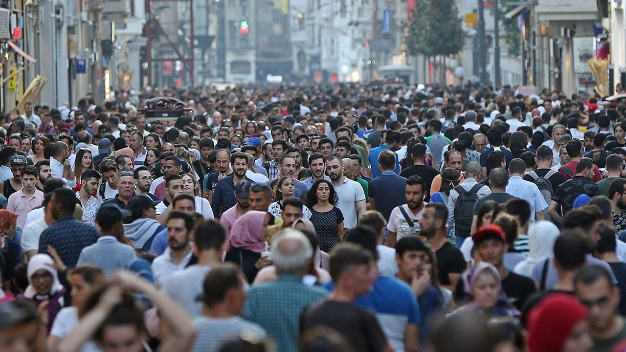 Türkiye’de 2,5 milyon kişi il değiştirdi: En fazla göçü hangi şehir aldı?