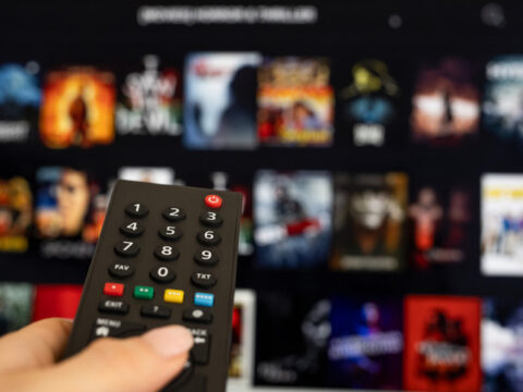 Tv yayin akisi 10 temmuz 2026 cuma guncel liste bu aksam televizyonda I3QUTPfL.jpg