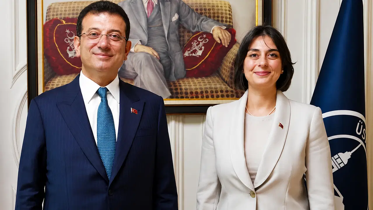 Üsküdar Belediyesi’ne operasyon… Ekrem İmamoğlu’ndan ‘Sinem Dedetaş’ mesajı: ‘Merak etmeyin…’
