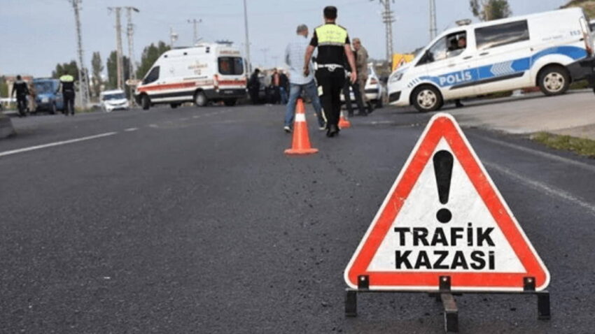 Uskudarda forklift evin bahcesine uctu surucu hayatini kaybetti jp1C36mV.jpg