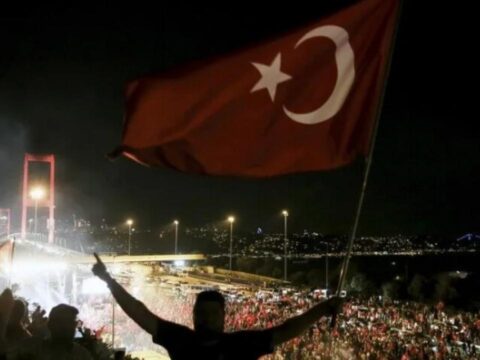 Uzerinden 10 yil gecen destan 15 temmuz gazilerinin unutulmaz anilari ehEbWZNc.jpg