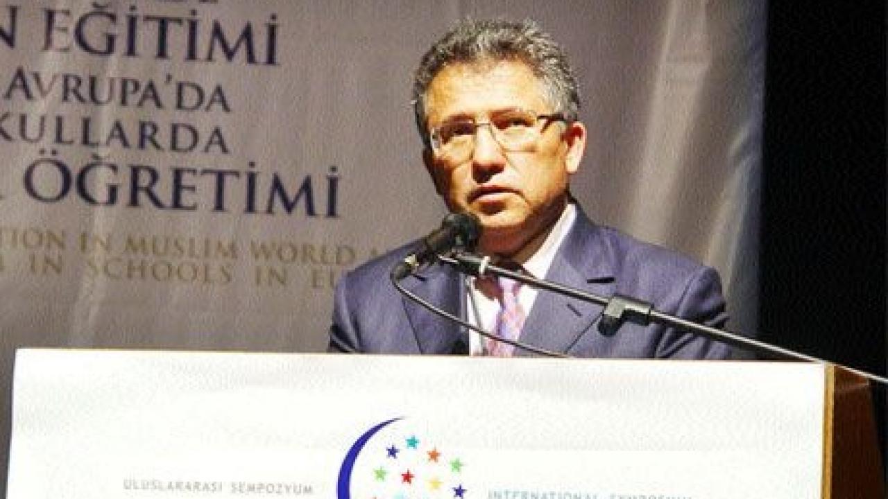 Vakıf insanı Ahmet Şişman, vefatının 15. seni-i devriyesinde anılıyor