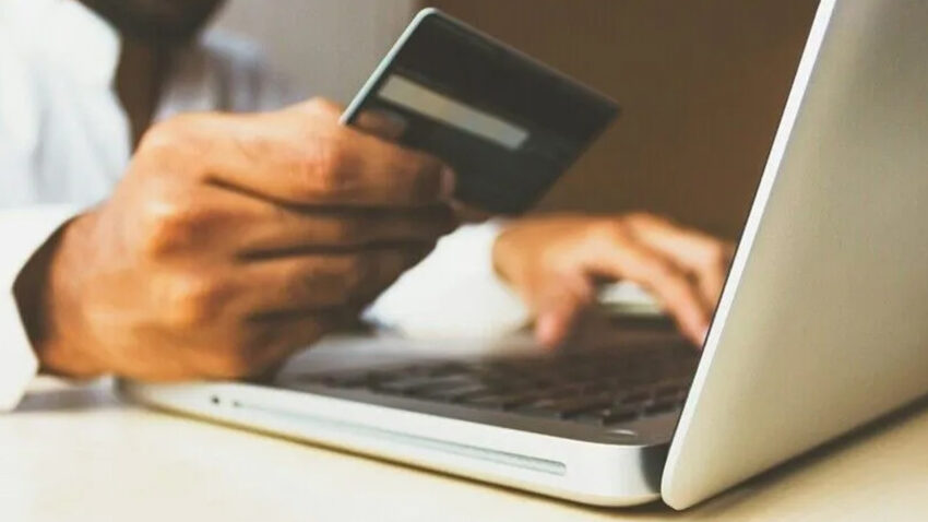 Visa is gucunun yuzde 7sini azaltacak QTkUNx6p.jpg