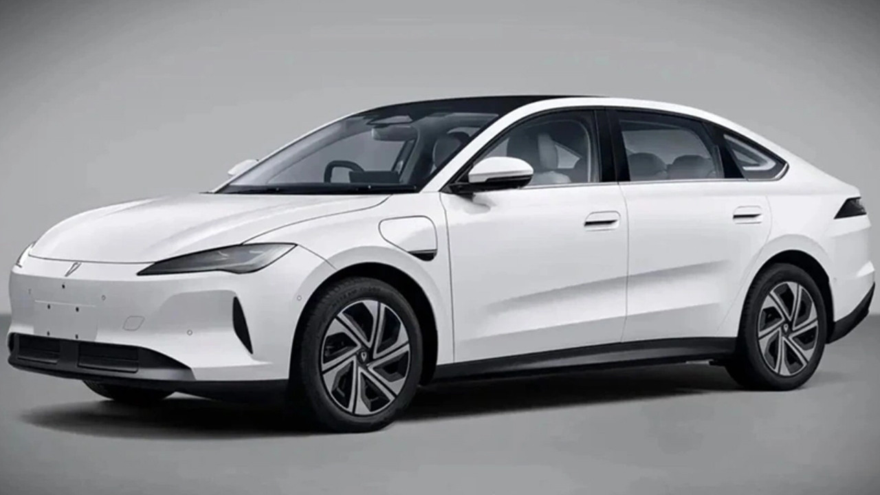 Volkswagen’in ucuz elektrikli kozu Jetta M6 sahnede