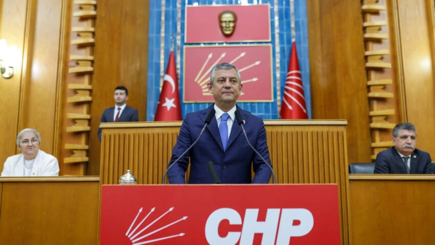 Yarin milletvekilleri toplu sekilde istifa edecek yeni partide kurucular kurulu 95 kisiye cikti ncT65fhg.jpg