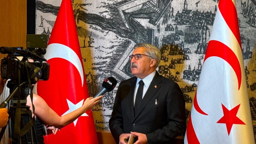 Yayman biz tarihin dogru tarafindayiz UUmZMAuf.jpg