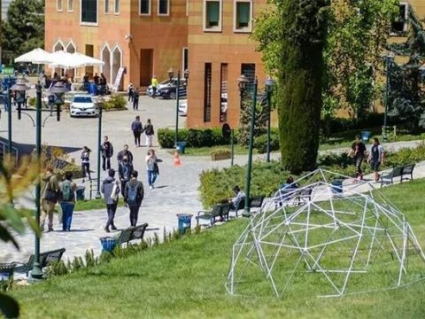 Yeditepe universitesinden ayet yazili pankartin kapatilmasina iliskin aciklama uvtswl6a.jpg