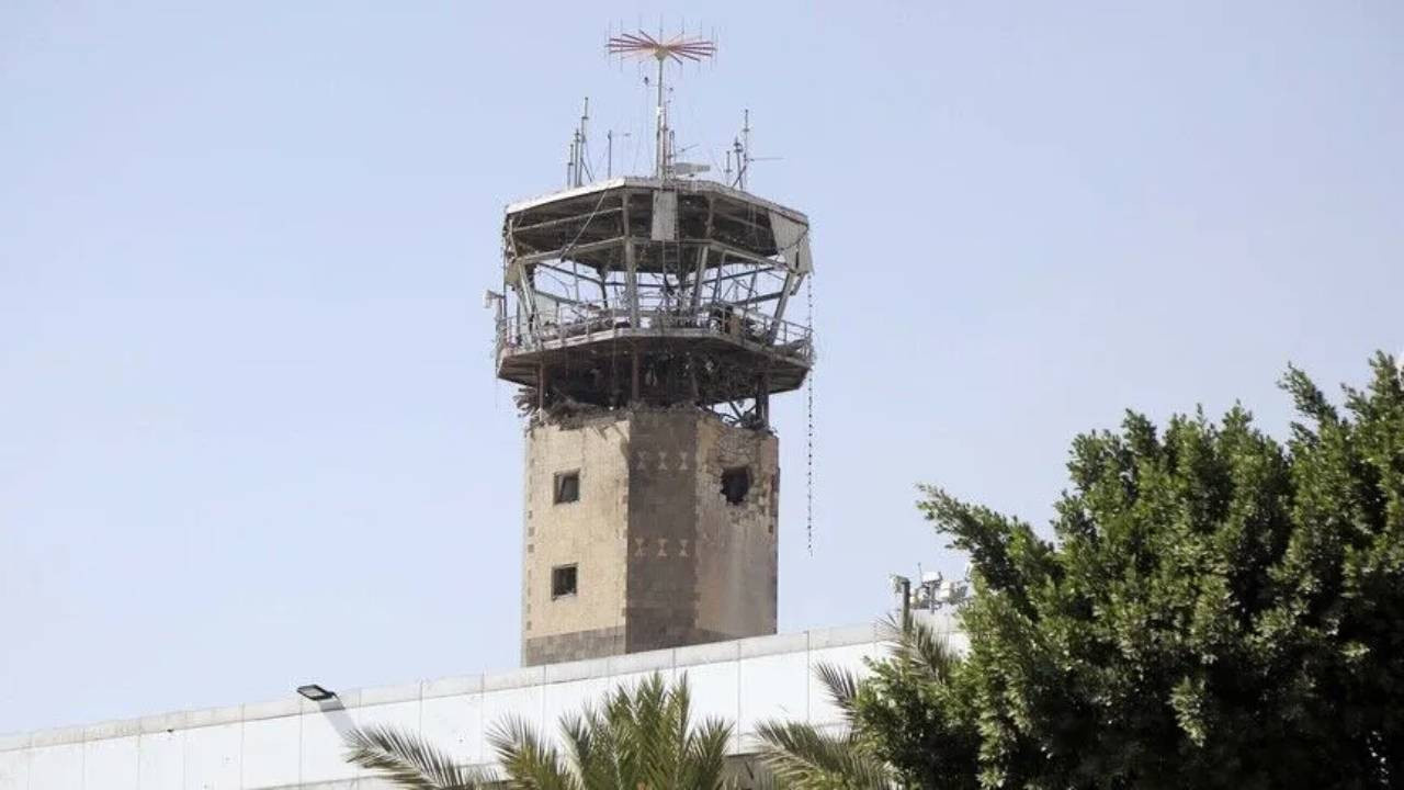 Yemen’de tansiyon yükseldi! İran uçağını durdurmak için havalimanı hedef alındı