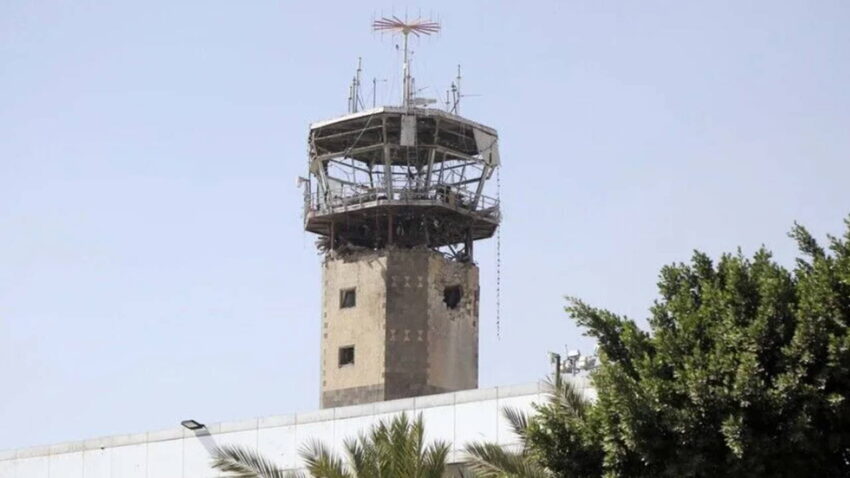 Yemendeki husiler duyurdu suudi arabistanin abha havalimanini balistik fuze ve ihalarla hedef aldik T837JLeT.jpg