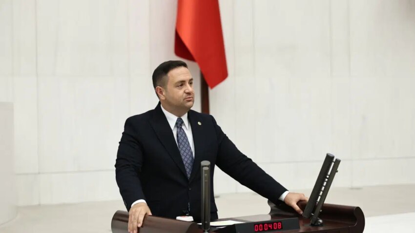 Yeni partide olmayacak iddiasina chpli akdogandan yanit bir vesileyle 8yuZRBv3.jpg