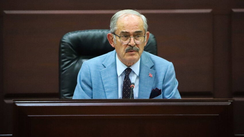 Yilmaz buyukersen chpden istifa etti kilicdaroglu tepkisi 4uRAwiyZ.jpg