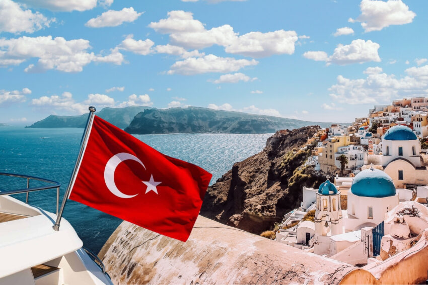 Yunan adalari turk bayrakli yatlarla dolu Mz6NjSaZ.jpg