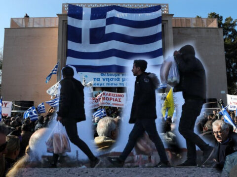 Yunanistani gocmen isciler terk etti personel acigi buyudukce buyudu nsiSimZz.jpg