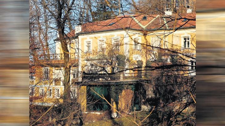 Zweigin evi porschenin olmasin IIhmEG78.jpg