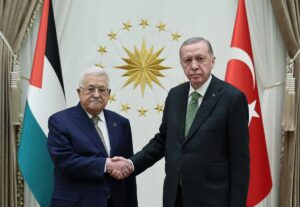 abbas-11-13-agustosta-turkiyeyi-ziyaret-edecek-nYRwYc8a.jpg