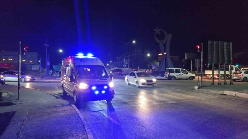 adiyamanda-motosiklet-devrildi-1-yarali-v4FTxjwJ.jpg