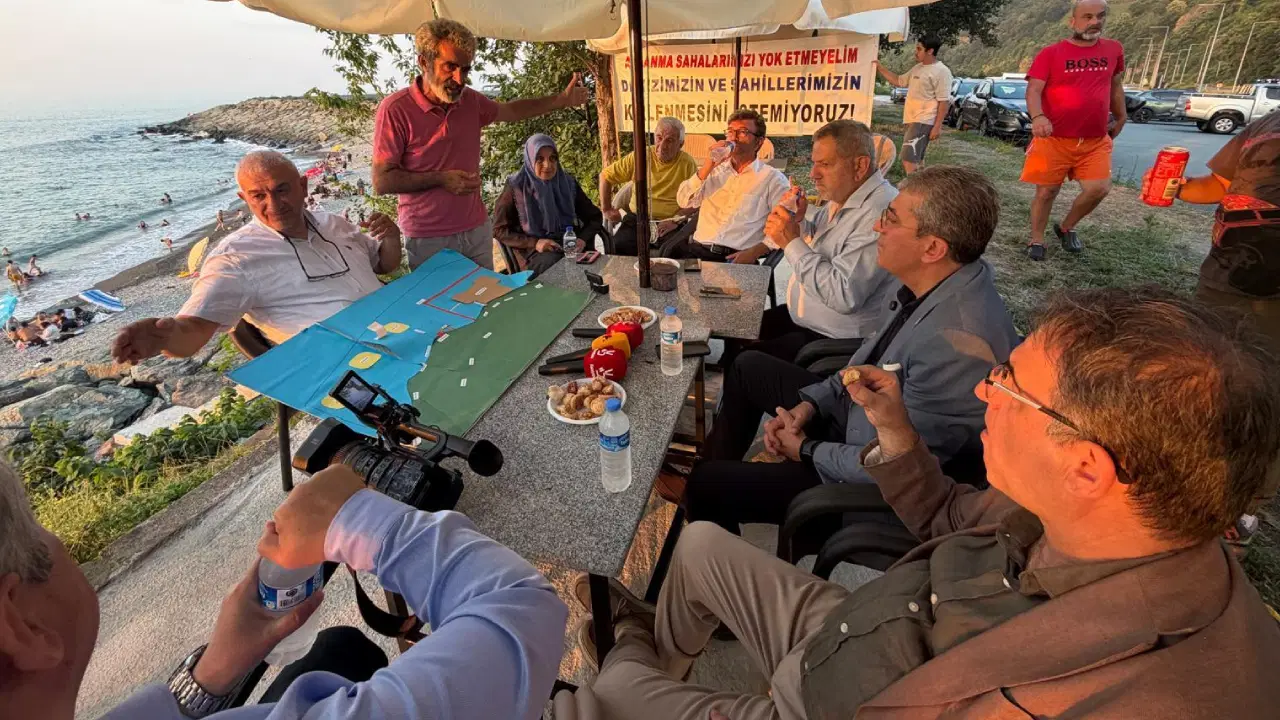 Balık çiftçliklerine karşı eylem yapan kadın balıkçılara YENİ Parti’den destek