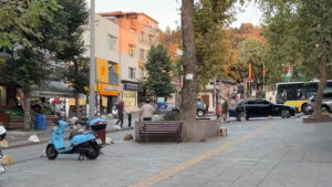 beyozda-laf-atma-kavgasi-kanli-bitti-nnjECLui.jpg