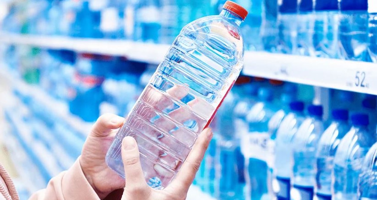 Bir hafta boyunca her gün 2,5 litre su içti: Önemli uyarı yapıldı