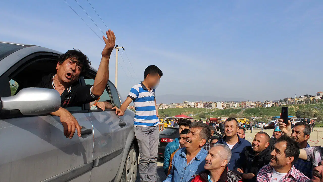 ‘Çekiciyle eve dönüş’ videosu davalık oldu: İzmirli fenomenden 6 milyon TL’lik tazminat hamlesi