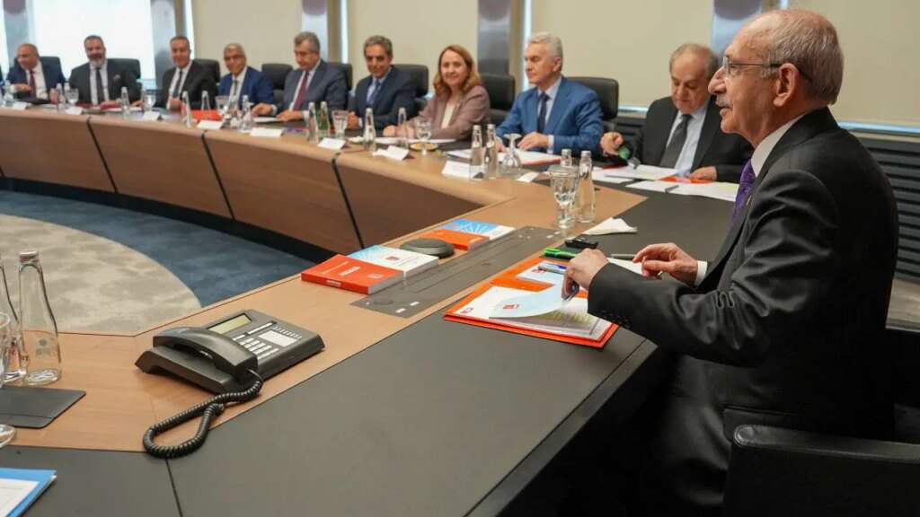chpde-mutlak-butlan-myksi-atanan-kemal-kilicdaroglu-baskanliginda-toplandi-ij2FOYjK.jpg
