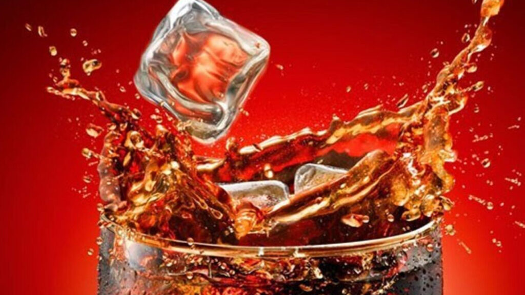 coca-cola-icecekten-beklentileri-asan-kar-ikinci-ceyrekte-83-milyar-tl-qmbew7Um.jpg