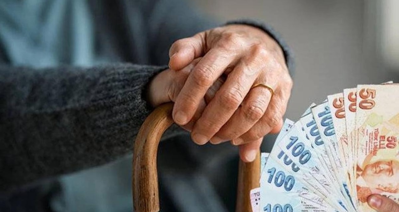Emekli maaşı farkları bu gece hesaplara yatıyor