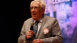 eski-istanbul-tabip-odasi-baskani-prof-dr-coskun-ozdemir-hayatini-kaybetti-rTV4Kday.jpg